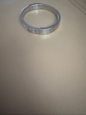 Michael Kors  bracelet . Silver plated. 
Excellent condition